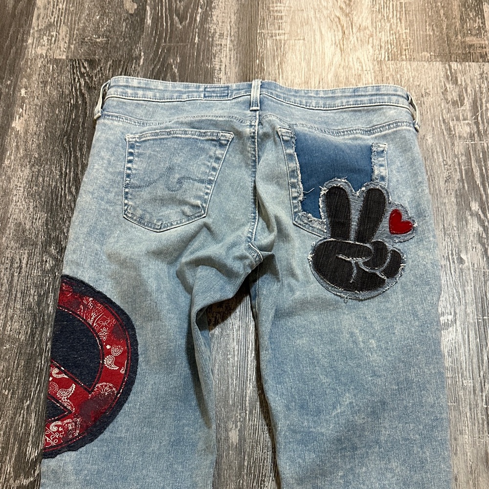 Upcycled AG jeans “peace”